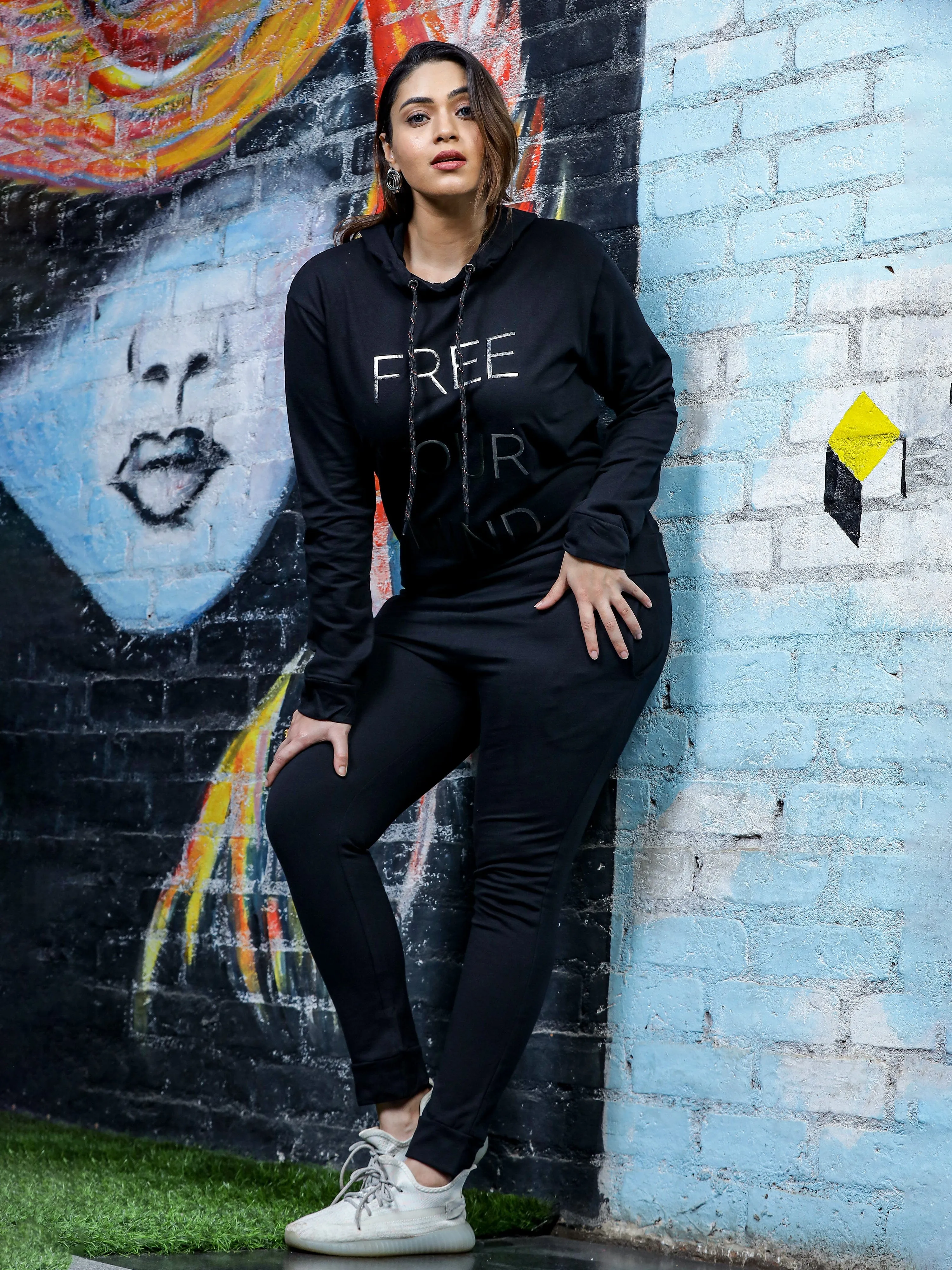 Black Hosiery Cotton Winter Track Suit