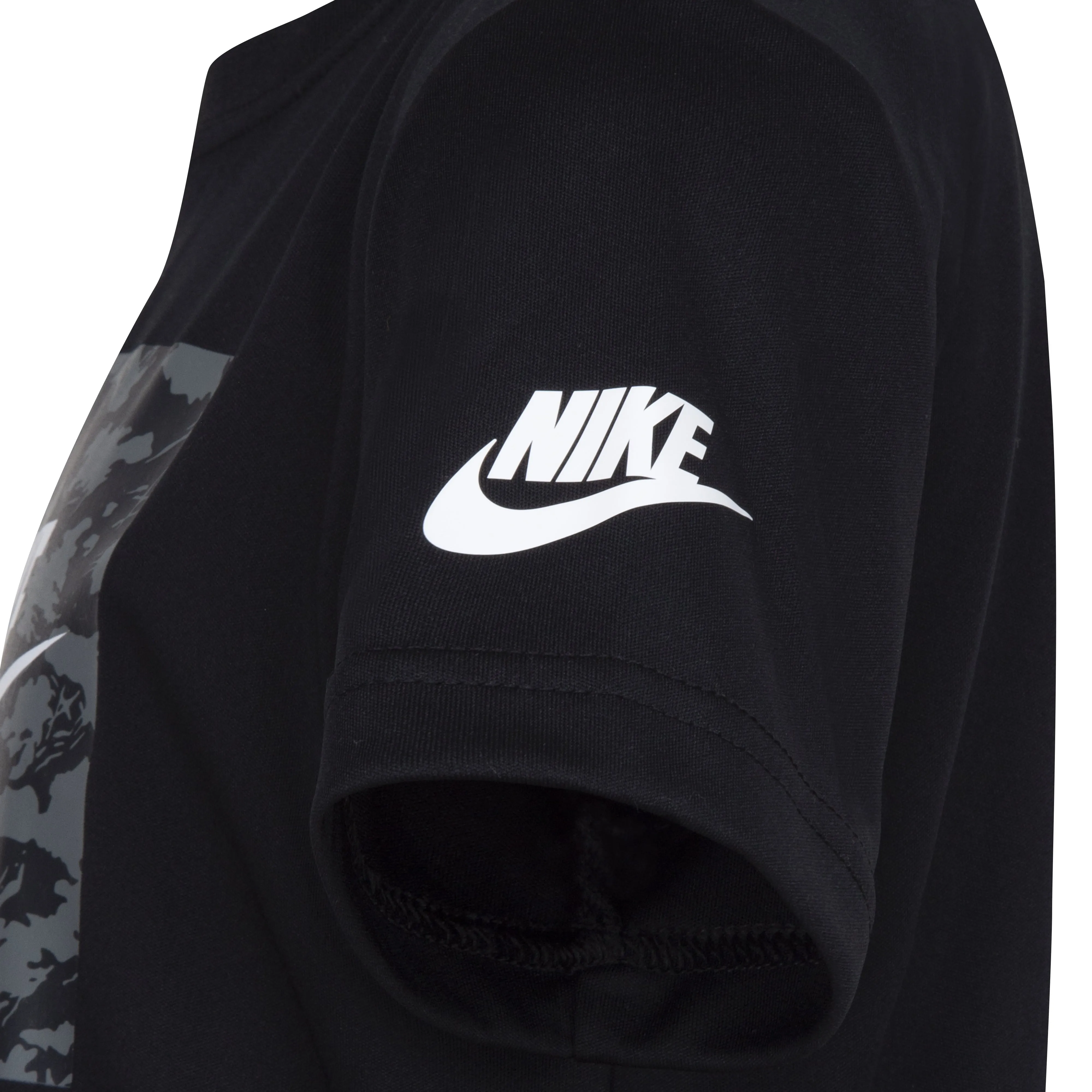 NIKE JUNIOR CAMO FUTURA BLACK TEE